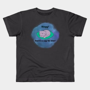 Sleepy cat has a nap for that Kids T-Shirt